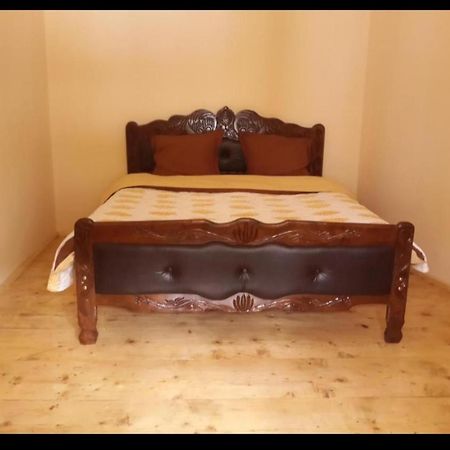 Adishi Guest House Georgia Elisabeth المظهر الخارجي الصورة